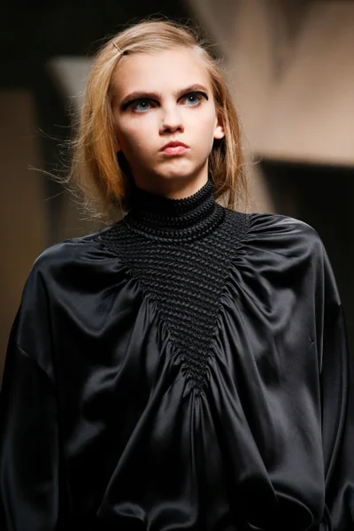 Look 103